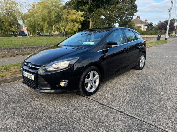 Ford Focus Hatchback, Petrol, 2014, Black