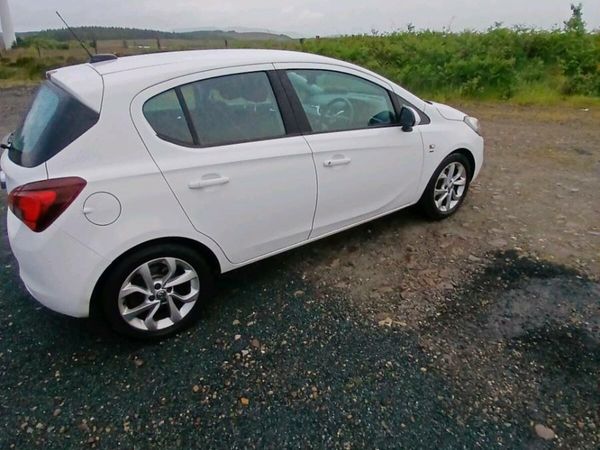 Vauxhall Corsa Hatchback, Diesel, 2015, White