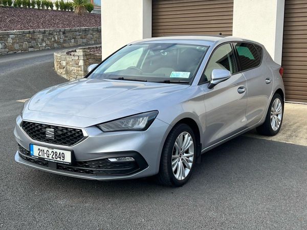 SEAT Leon Hatchback, Petrol, 2021, Grey