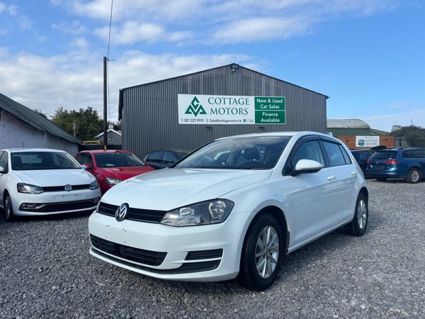 Volkswagen Golf Hatchback, Petrol, 2015, White