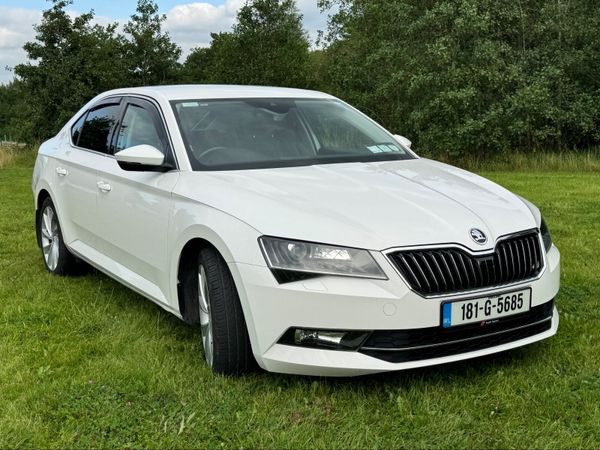 Skoda Superb Hatchback, Diesel, 2018, White