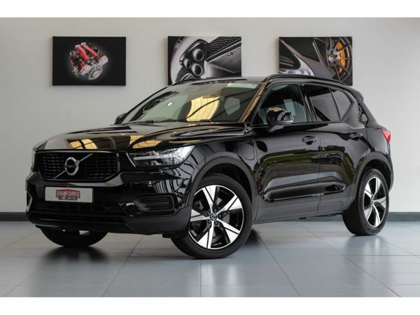 Volvo XC40 Estate, Petrol Plug-in Hybrid, 2022, Black