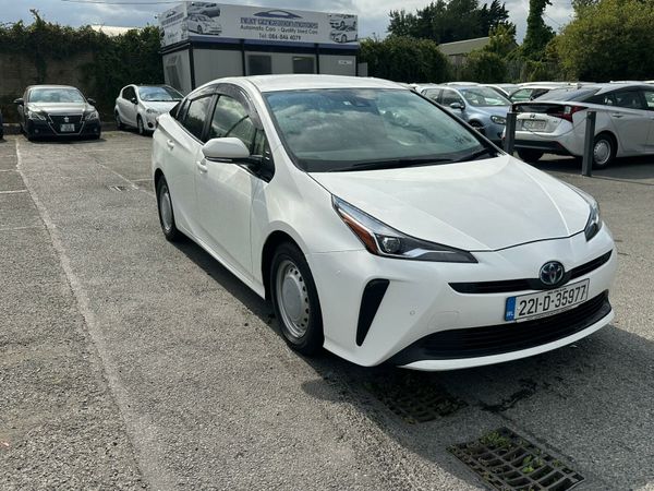 Toyota Prius Hatchback, Petrol Hybrid, 2022, Silver