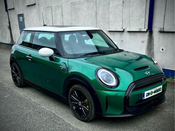 Mini Cooper Hatchback, Electric, 2021, Green