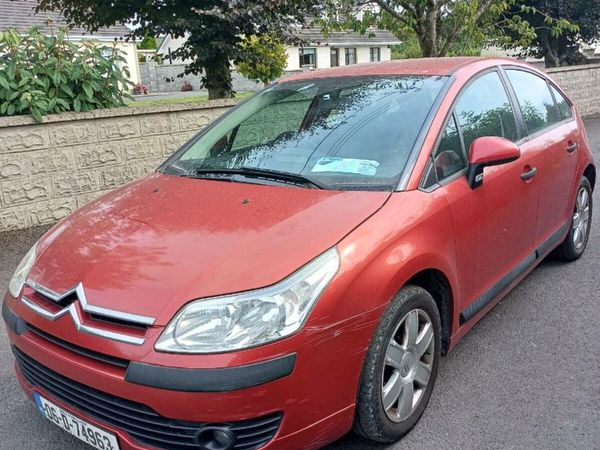 Citroen C4 Hatchback, Petrol, 2006, Red