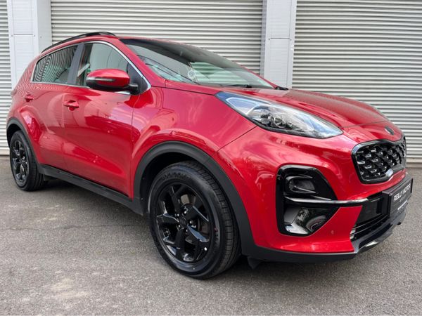 Kia Sportage MPV, Diesel, 2021, Red