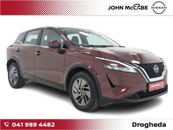 Nissan Qashqai MPV, Petrol Hybrid, 2023, Red