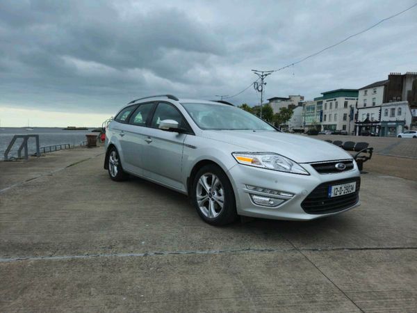 Ford Mondeo Estate, Diesel, 2012, Silver