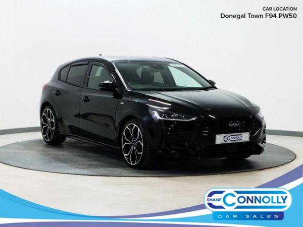 Ford Focus Hatchback, Petrol Hybrid, 2024, Black