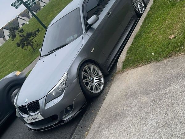 BMW 5-Series Saloon, Diesel, 2010, Grey