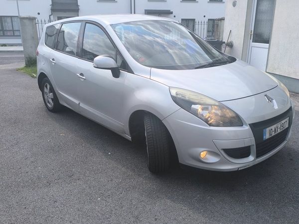 Renault Grand Scenic MPV, Diesel, 2010, Silver