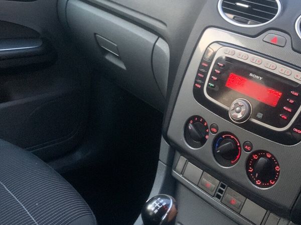 Ford Focus Hatchback, Diesel, 2009, Black