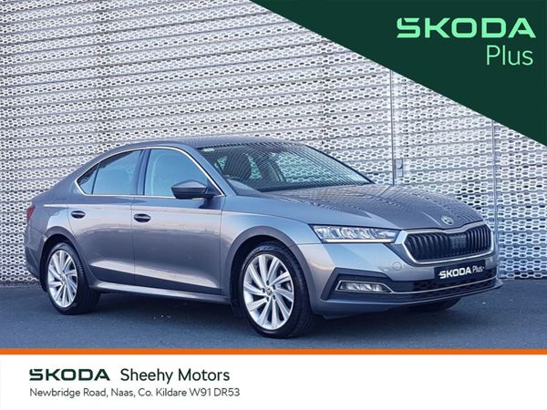 Skoda Octavia Saloon, Diesel, 2023, Grey