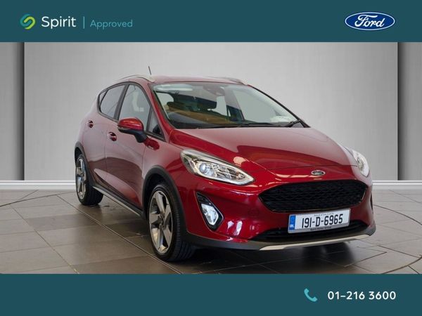 Ford Fiesta Hatchback, Petrol, 2019, Red