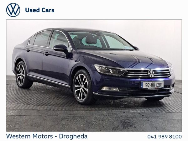 Volkswagen Passat Saloon, Diesel, 2019, Blue
