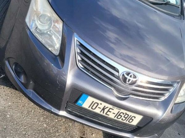 Toyota Avensis Saloon, Diesel, 2010, Grey