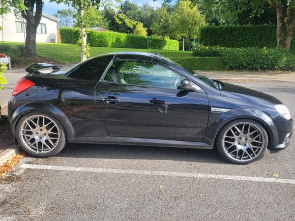 Opel Tigra Convertible, Petrol, 2005, Black