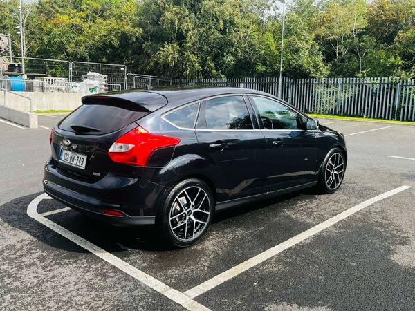 Ford Focus Hatchback, Diesel, 2013, Black