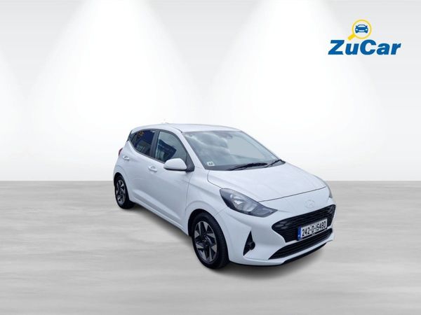 Hyundai i10 Hatchback, Petrol, 2024, White