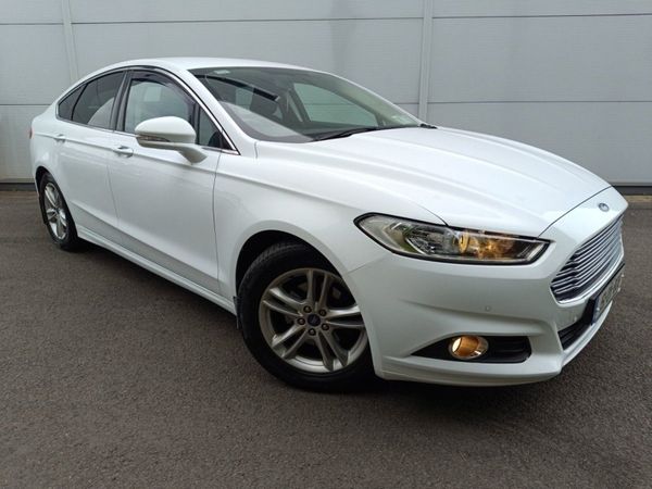 Ford Mondeo Hatchback, Diesel, 2015, White