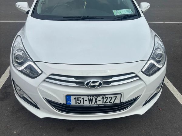 Hyundai i40 Saloon, Diesel, 2015, White