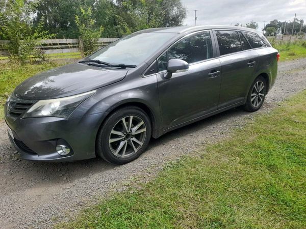 Toyota Avensis Estate, Diesel, 2013, Grey