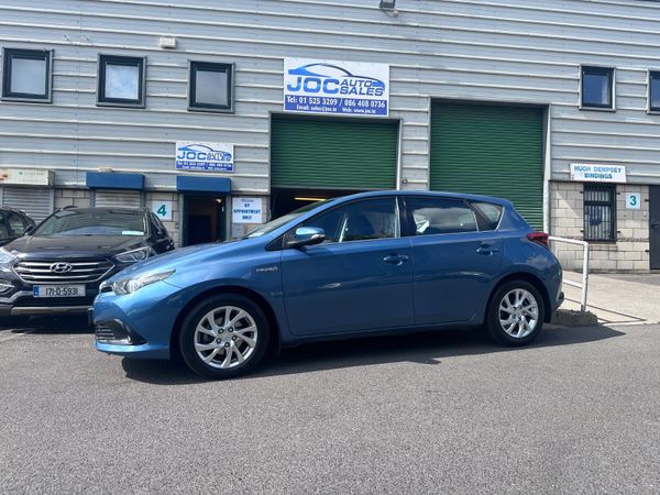 Toyota Auris Hatchback, Petrol Hybrid, 2017, Blue