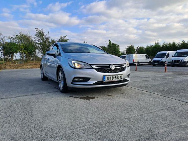 Vauxhall Astra Hatchback, Diesel, 2018, Silver