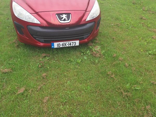 Peugeot 308 Hatchback, Diesel, 2010, Red