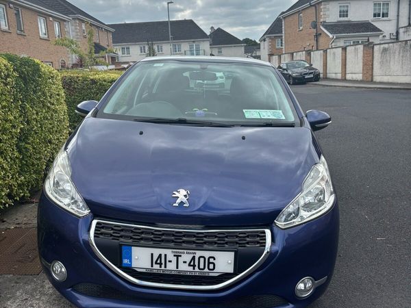 Peugeot 208 Hatchback, Diesel, 2014, Blue