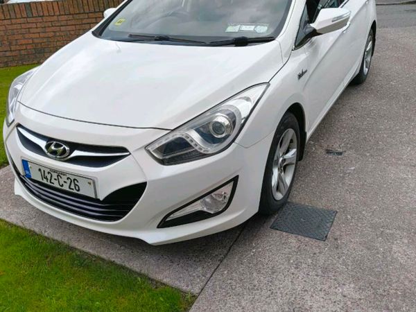 Hyundai i40 Saloon, Diesel, 2014, White