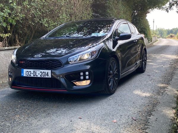 Kia Ceed Hatchback, Petrol, 2013, Black