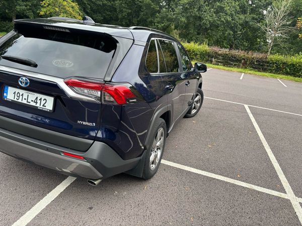 Toyota RAV4 SUV, Petrol Hybrid, 2019, Blue