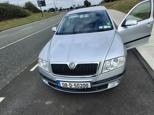 Skoda Octavia Hatchback, Petrol, 2008, Silver