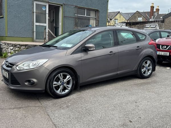 Ford Focus Hatchback, Diesel, 2014, Brown