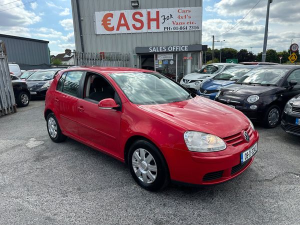 Volkswagen Golf Hatchback, Petrol, 2008, Red