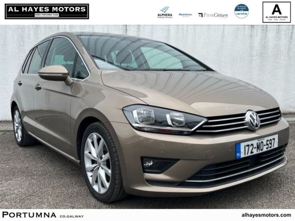Volkswagen Golf Hatchback, Diesel, 2017, Gold