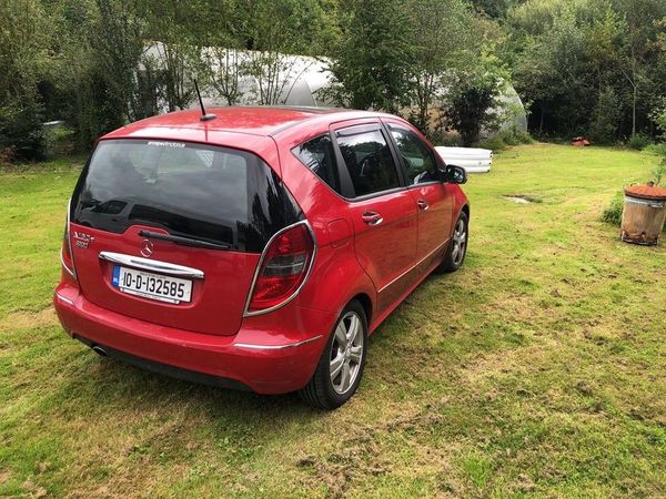 Mercedes-Benz A-Class Hatchback, Petrol, 2010, Red