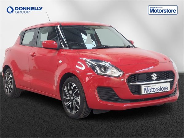 Suzuki Swift Hatchback, Petrol, 2022, Red