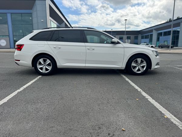 Skoda Superb Estate, Diesel, 2016, White