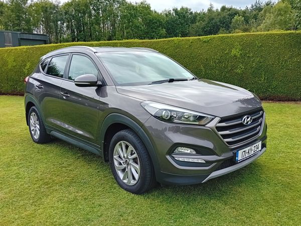 Hyundai Tucson SUV, Diesel, 2017, Brown