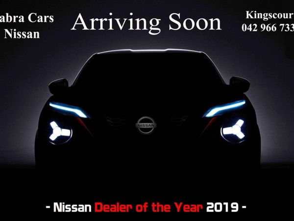 Nissan Qashqai MPV, Petrol, 2023, Red