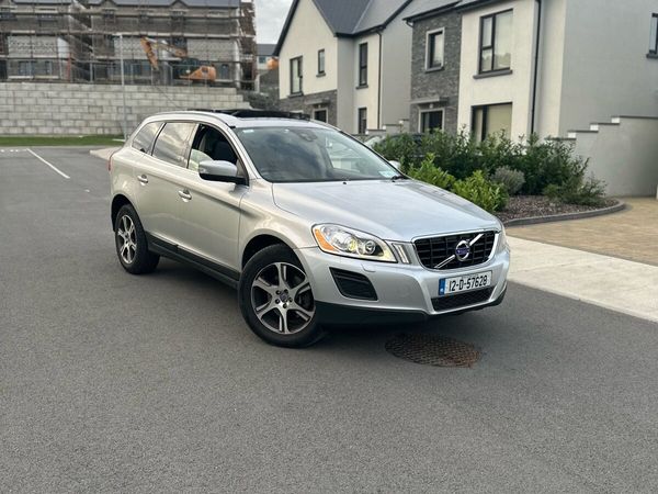 Volvo XC60 SUV, Diesel, 2012, Silver
