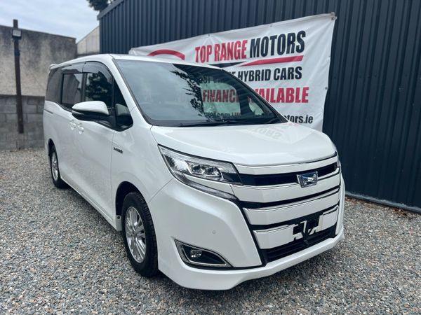 Toyota Noah MPV, Petrol Hybrid, 2019, White
