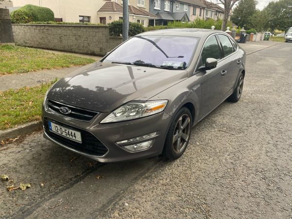 Ford Mondeo Hatchback, Diesel, 2012, Brown