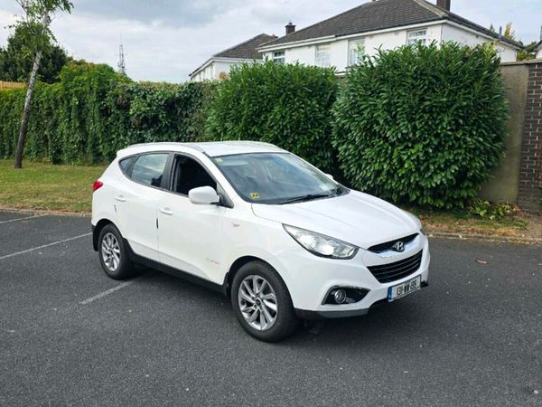 Hyundai ix35 SUV, Diesel, 2013, White