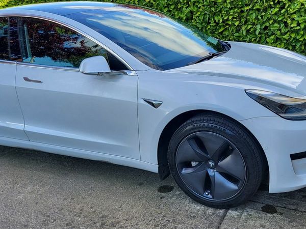 Tesla Model 3 Saloon, Electric, 2020, White