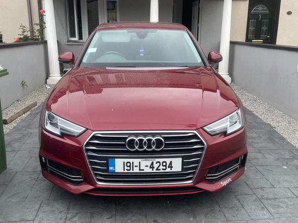 Audi A4 Saloon, Diesel, 2019, Red
