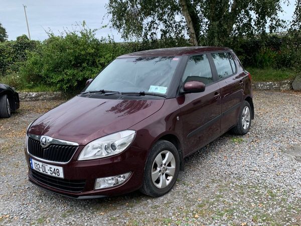 Skoda Fabia Hatchback, Diesel, 2013, Red