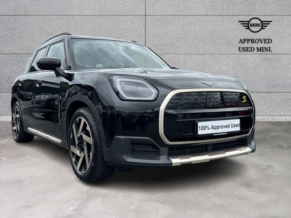 Mini Countryman SUV, Electric, 2024, Black